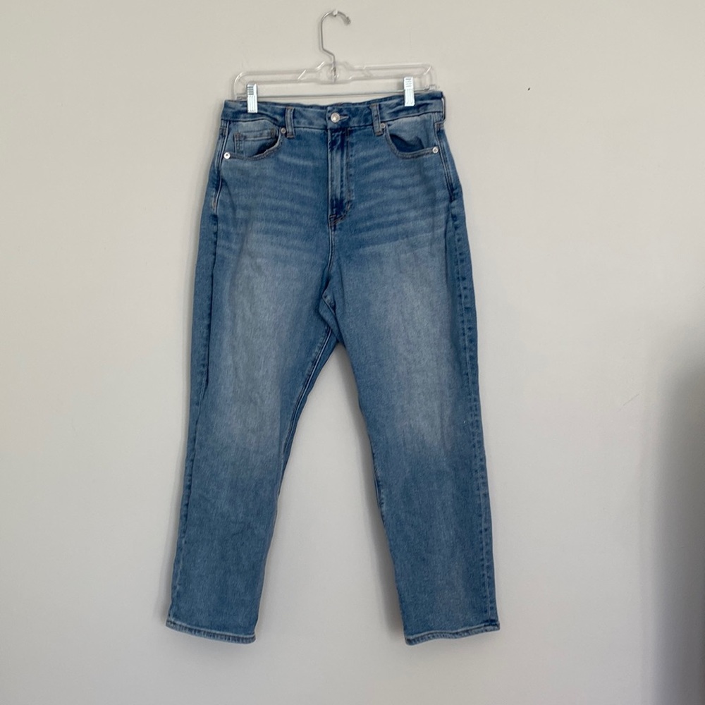 American Eagle Mom Jeans